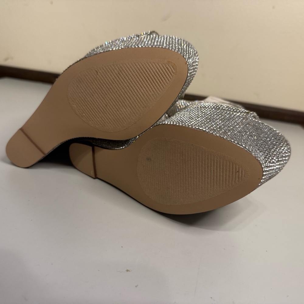 Steve Madden Macie Rhinestones Wedge Heels Size 6 - Picture 7 of 8